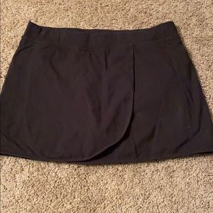 The girls Size medium tummy control skirt